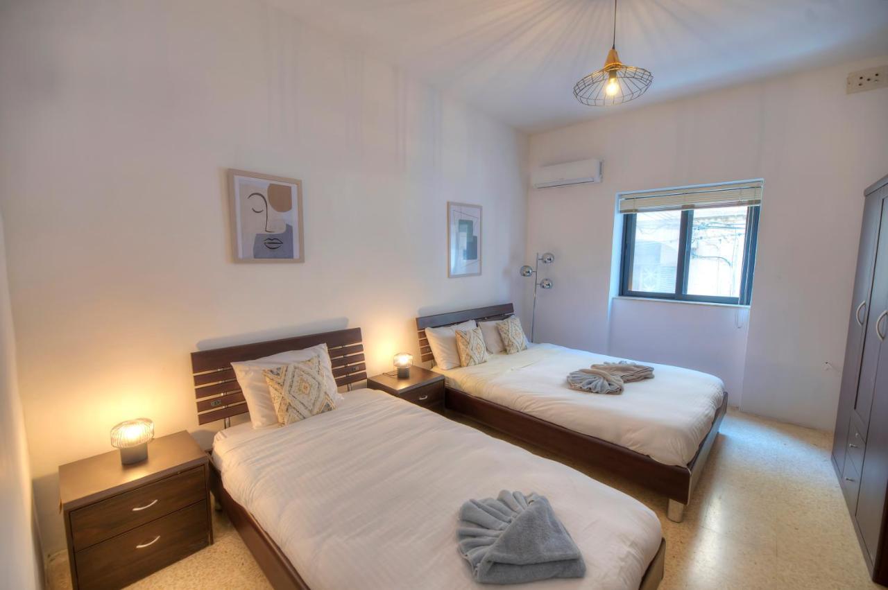 Enormous 3Bedrooms Seafront With Balcony Pdeh1-1 Sliema Eksteriør billede