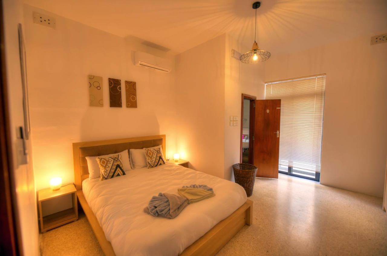 Enormous 3Bedrooms Seafront With Balcony Pdeh1-1 Sliema Eksteriør billede