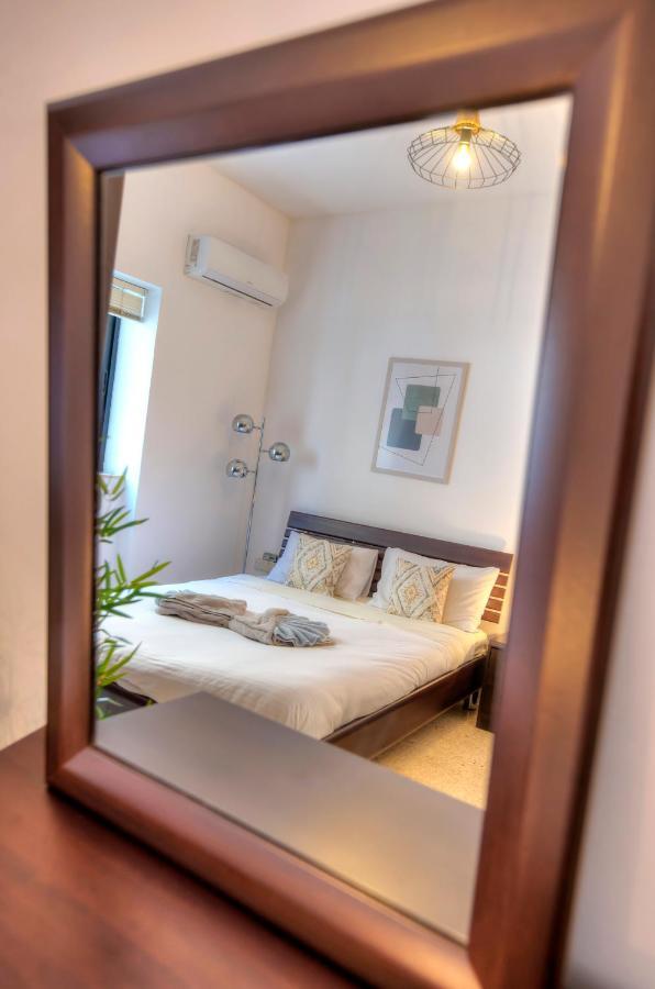 Enormous 3Bedrooms Seafront With Balcony Pdeh1-1 Sliema Eksteriør billede